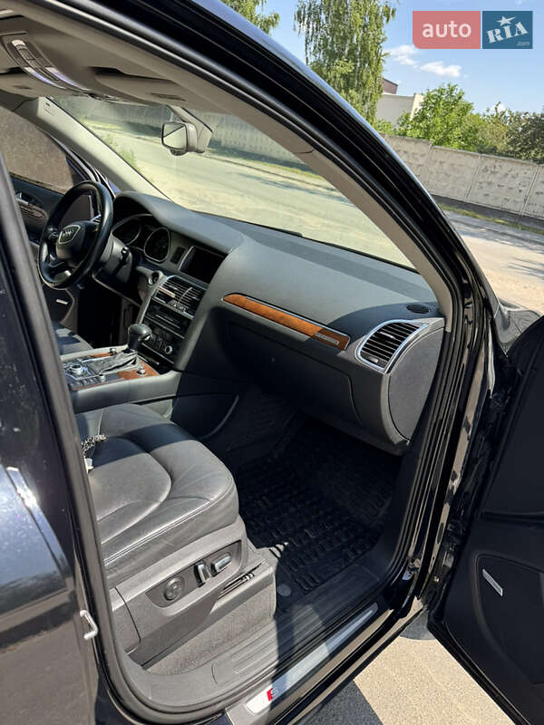 Внедорожник / Кроссовер Audi Q7 2013 в Киеве фото 29 Внедорожник / Кроссовер Audi Q7 2013 в Киеве