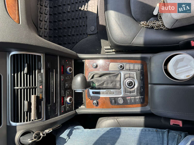 Внедорожник / Кроссовер Audi Q7 2013 в Киеве фото 33 Внедорожник / Кроссовер Audi Q7 2013 в Киеве