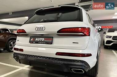 Внедорожник / Кроссовер Audi Q7 2025 в 