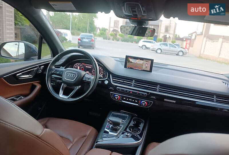 Позашляховик / Кросовер Audi Q7 2018 в Вінниці