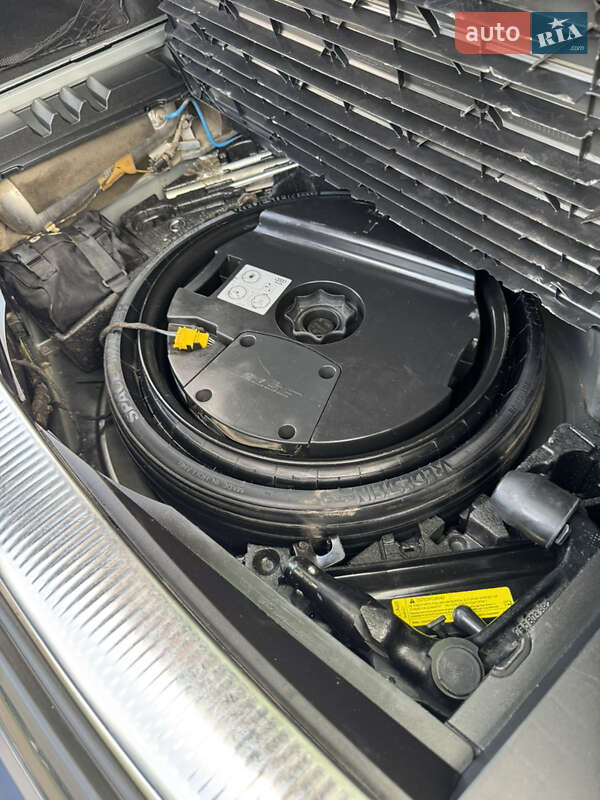 Внедорожник / Кроссовер Audi Q7 2012 в Запорожье