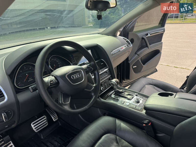 Внедорожник / Кроссовер Audi Q7 2012 в Запорожье