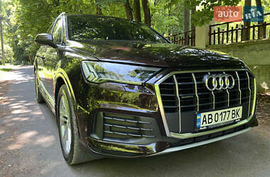 Внедорожник / Кроссовер Audi Q7 2020 в 