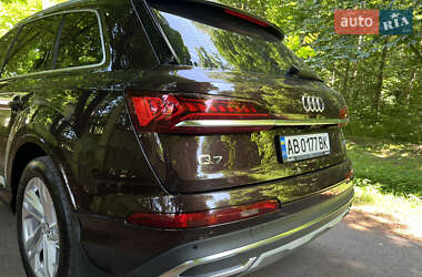 Внедорожник / Кроссовер Audi Q7 2020 в 