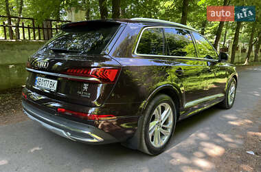 Внедорожник / Кроссовер Audi Q7 2020 в 