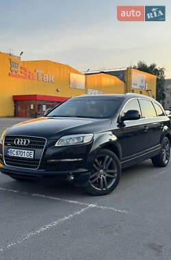 Внедорожник / Кроссовер Audi Q7 2006 в 