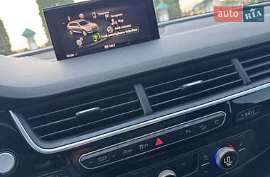 Внедорожник / Кроссовер Audi Q7 2019 в 