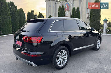 Внедорожник / Кроссовер Audi Q7 2019 в 