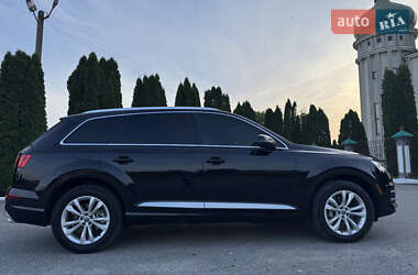 Внедорожник / Кроссовер Audi Q7 2019 в 