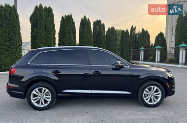 Внедорожник / Кроссовер Audi Q7 2019 в 