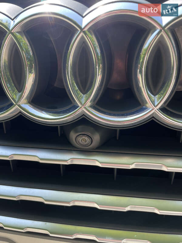 Позашляховик / Кросовер Audi Q7 2019 в Рава-Руській