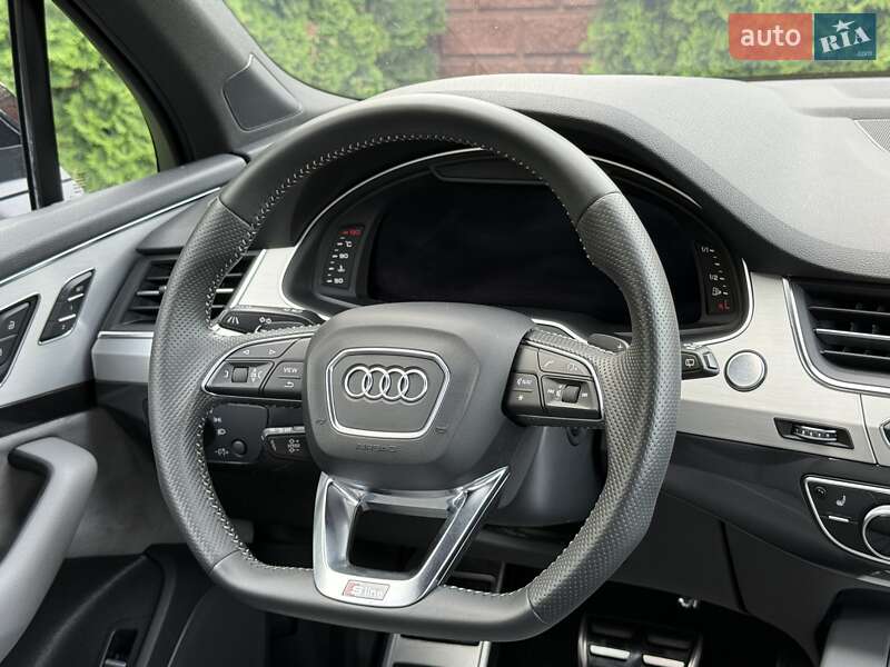 Внедорожник / Кроссовер Audi Q7 2017 в Ровно фото 70 Внедорожник / Кроссовер Audi Q7 2017 в Ровно