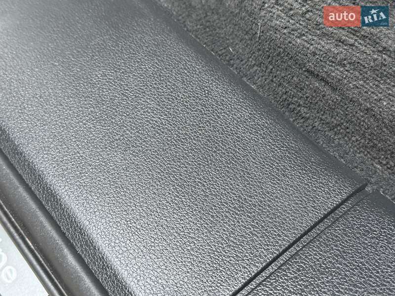 Внедорожник / Кроссовер Audi Q7 2017 в Ровно фото 76 Внедорожник / Кроссовер Audi Q7 2017 в Ровно