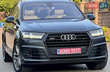 Внедорожник / Кроссовер Audi Q7 2017 в Ровно