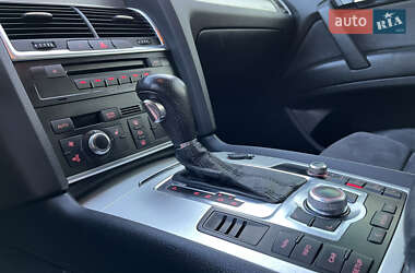 Внедорожник / Кроссовер Audi Q7 2008 в 