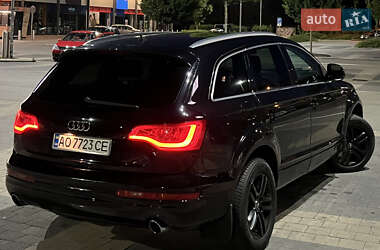 Позашляховик / Кросовер Audi Q7 2006 в 