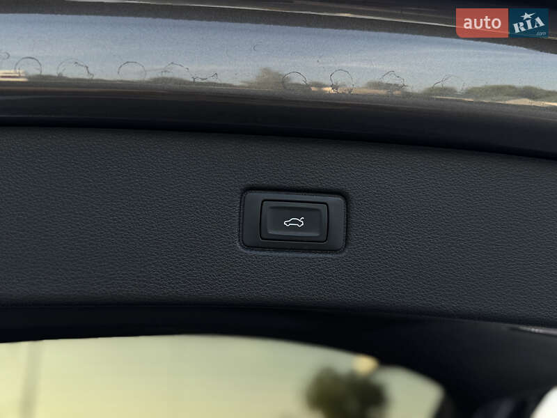 Позашляховик / Кросовер Audi Q7 2018 в Тульчині