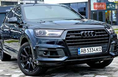 Внедорожник / Кроссовер Audi Q7 2016 в 
