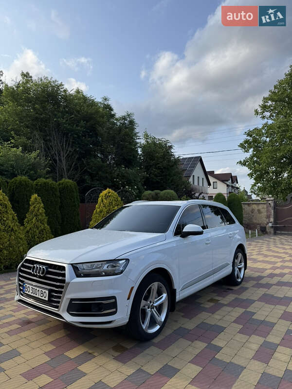 Позашляховик / Кросовер Audi Q7 2018 в Тернополі