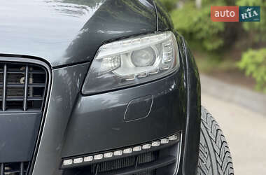 Внедорожник / Кроссовер Audi Q7 2015 в 