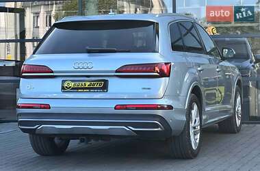 Внедорожник / Кроссовер Audi Q7 2022 в 