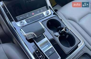 Внедорожник / Кроссовер Audi Q7 2022 в 