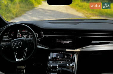 Внедорожник / Кроссовер Audi Q7 2021 в 