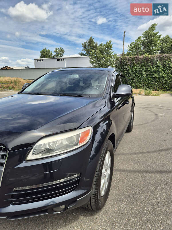 Внедорожник / Кроссовер Audi Q7 2007 в Киеве