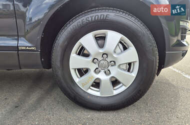 Позашляховик / Кросовер Audi Q7 2007 в 