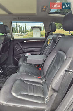Позашляховик / Кросовер Audi Q7 2007 в 