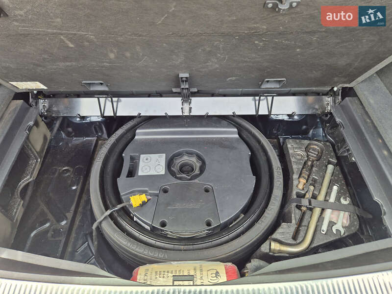 Внедорожник / Кроссовер Audi Q7 2007 в Киеве