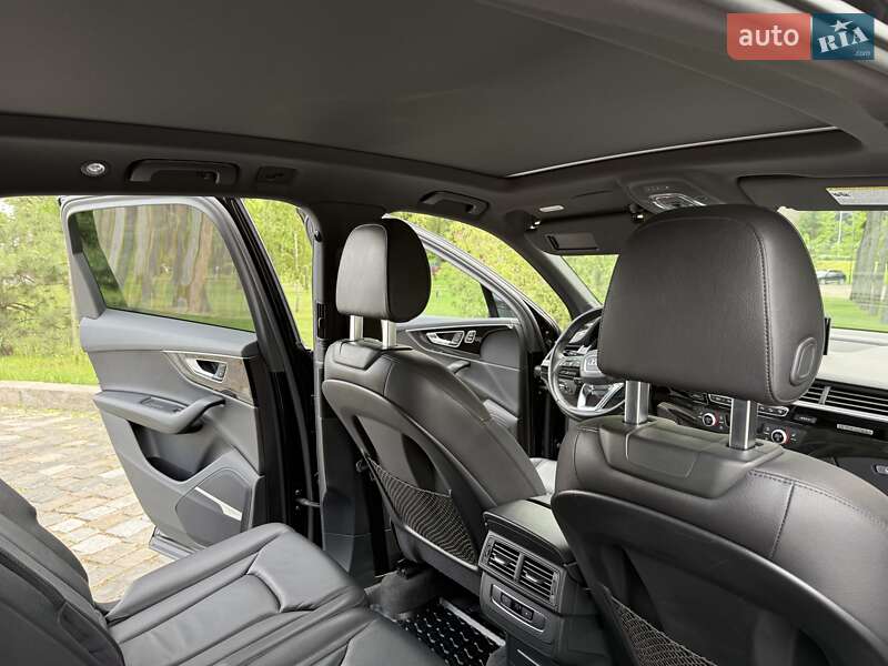 Внедорожник / Кроссовер Audi Q7 2016 в Киеве фото 84 Внедорожник / Кроссовер Audi Q7 2016 в Киеве