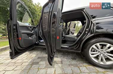 Позашляховик / Кросовер Audi Q7 2016 в 