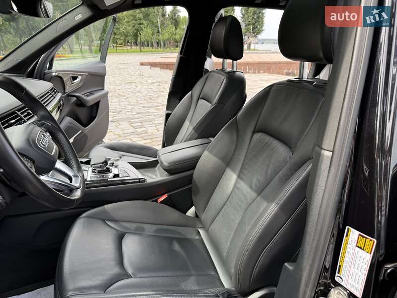 Внедорожник / Кроссовер Audi Q7 2016 в Киеве фото 100 Внедорожник / Кроссовер Audi Q7 2016 в Киеве