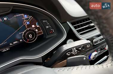 Позашляховик / Кросовер Audi Q7 2016 в 