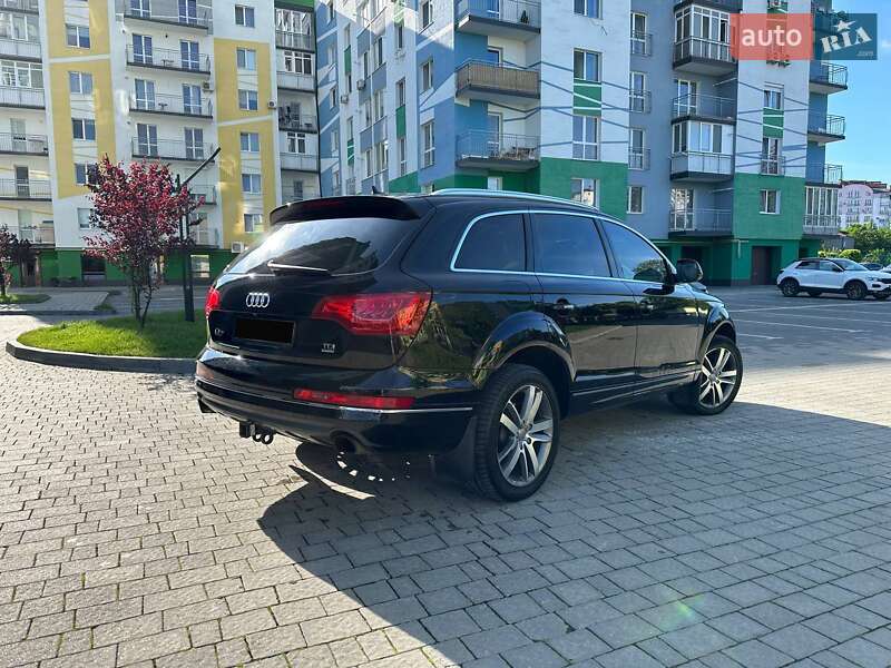Позашляховик / Кросовер Audi Q7 2014 в Львові