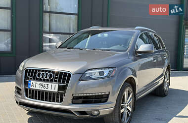 Внедорожник / Кроссовер Audi Q7 2012 в 