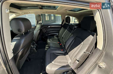 Внедорожник / Кроссовер Audi Q7 2012 в 