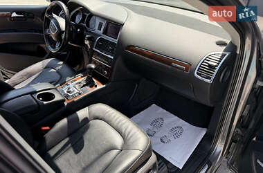 Внедорожник / Кроссовер Audi Q7 2012 в 