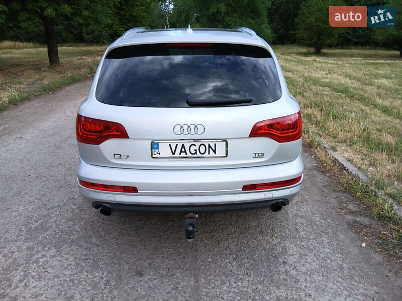 Позашляховик / Кросовер Audi Q7 2010 в Кривому Розі