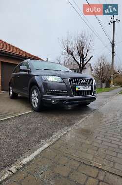 Внедорожник / Кроссовер Audi Q7 2014 в 