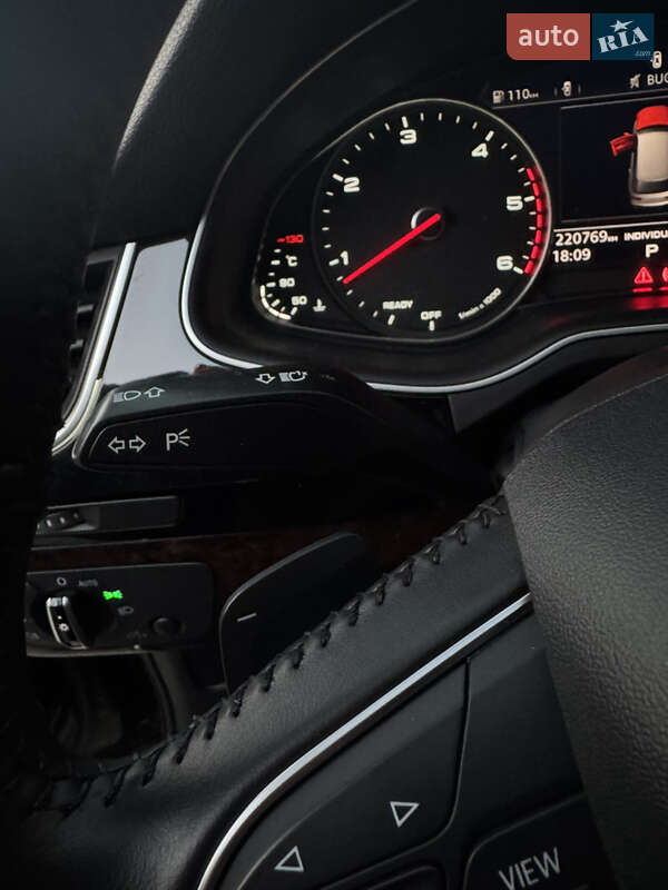 Позашляховик / Кросовер Audi Q7 2015 в Володимирі