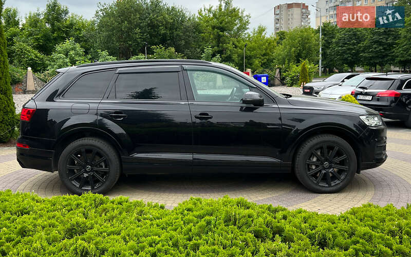 Позашляховик / Кросовер Audi Q7 2018 в Львові