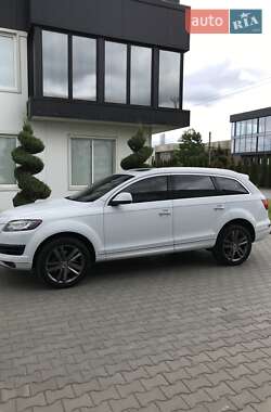 Внедорожник / Кроссовер Audi Q7 2012 в 