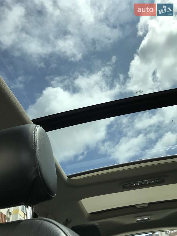 Позашляховик / Кросовер Audi Q7 2012 в Києві