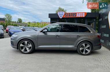 Внедорожник / Кроссовер Audi Q7 2016 в 