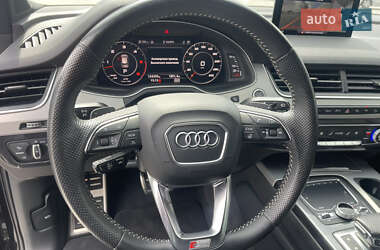 Внедорожник / Кроссовер Audi Q7 2019 в 