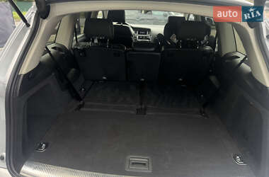 Внедорожник / Кроссовер Audi Q7 2012 в 