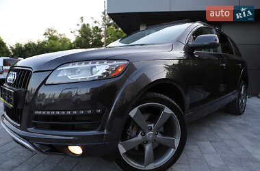 Внедорожник / Кроссовер Audi Q7 2014 в 