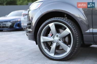 Внедорожник / Кроссовер Audi Q7 2014 в 